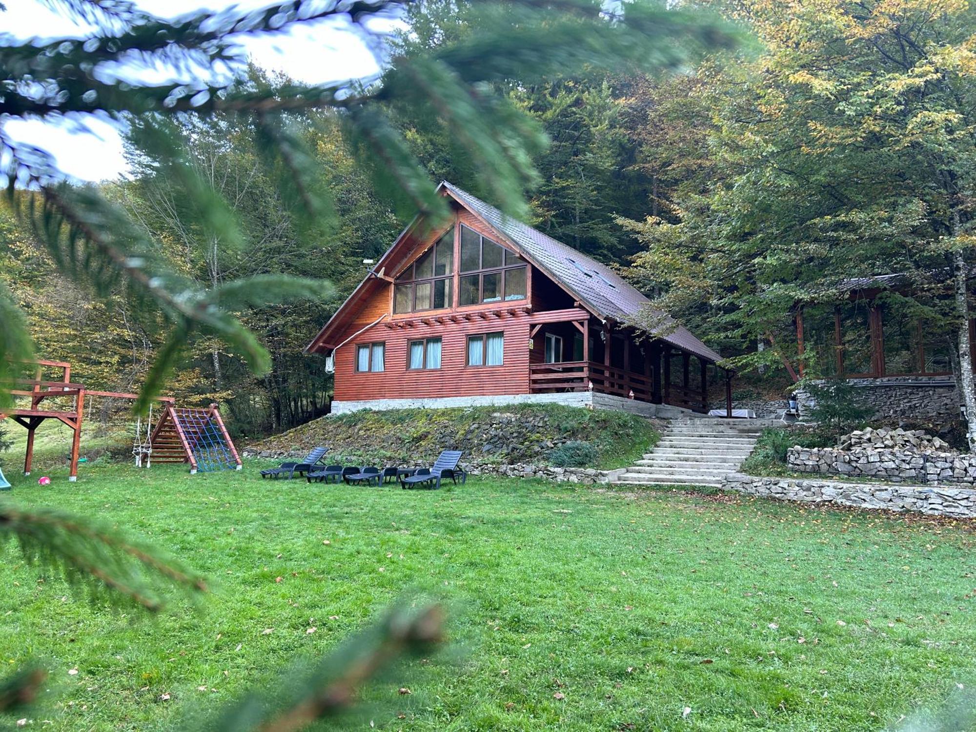 Holiday home Cabana Verde Budureasa